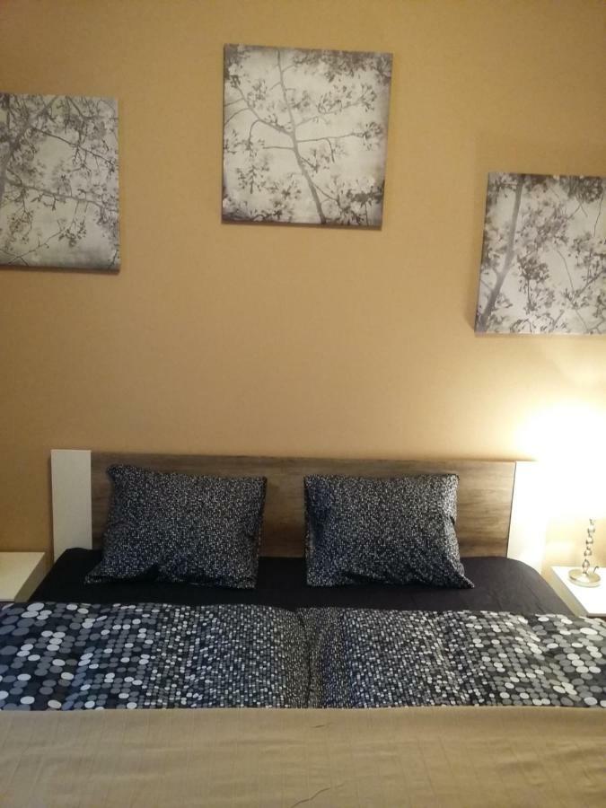Angel Apartment Nr 4 Near To The Center براغ المظهر الخارجي الصورة
